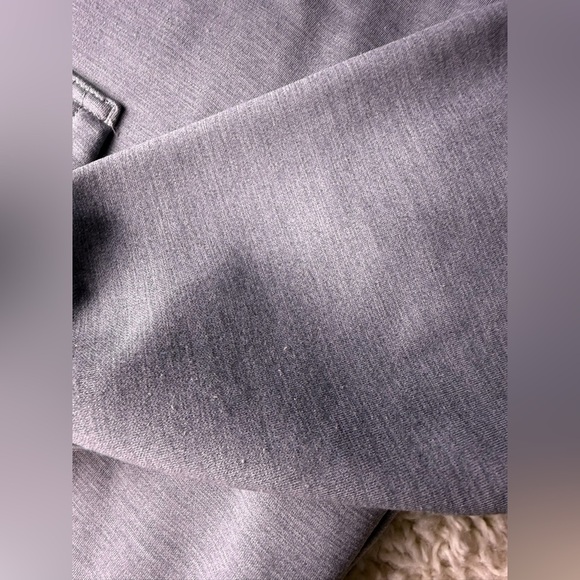 Women’s Small Nike Light Gray Quarter-Zip Sweatshirt - Picture 4 of 7